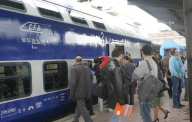 Trenurile dintre România şi Ungaria vor circula fără schimbarea locomotivei la frontieră